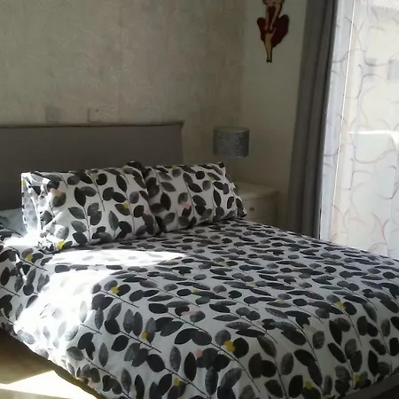 Natasa Luxury Town House *