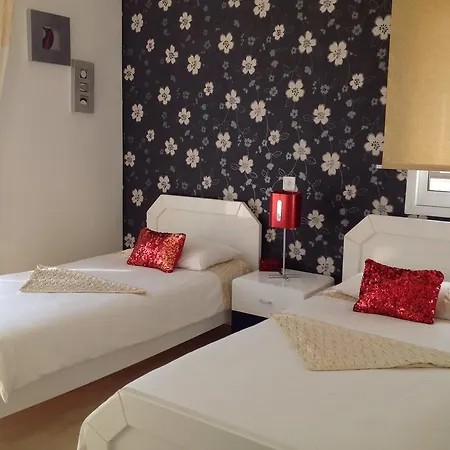 Natasa Luxury Town House Nyaraló Paphos
